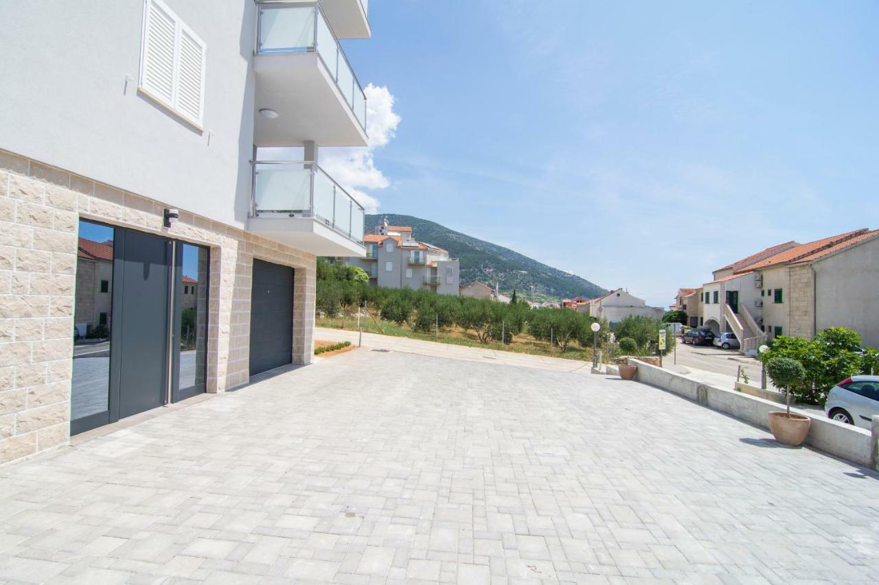 Apartments Sara Bol Ngoại thất bức ảnh