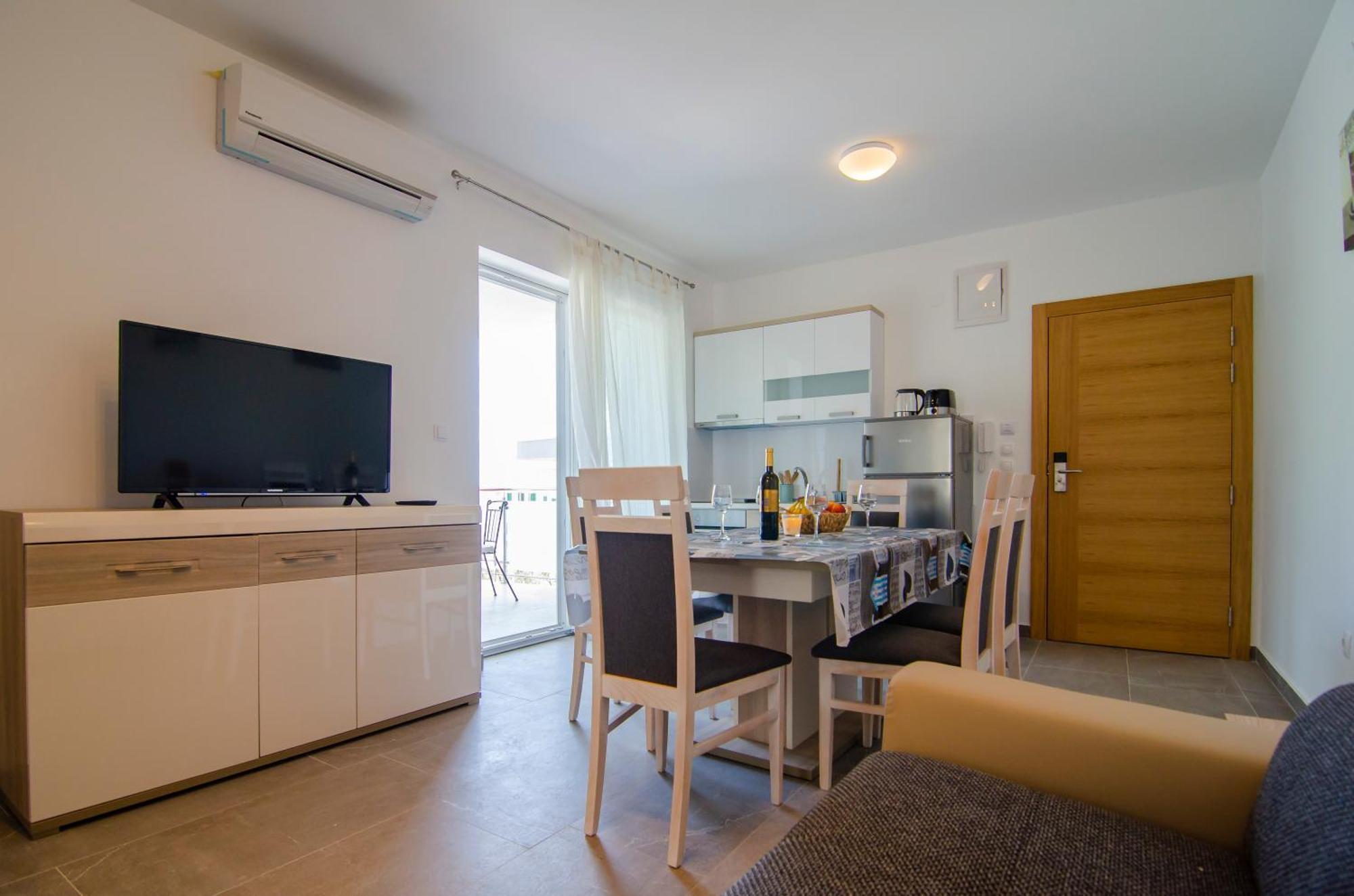 Apartments Sara Bol Ngoại thất bức ảnh