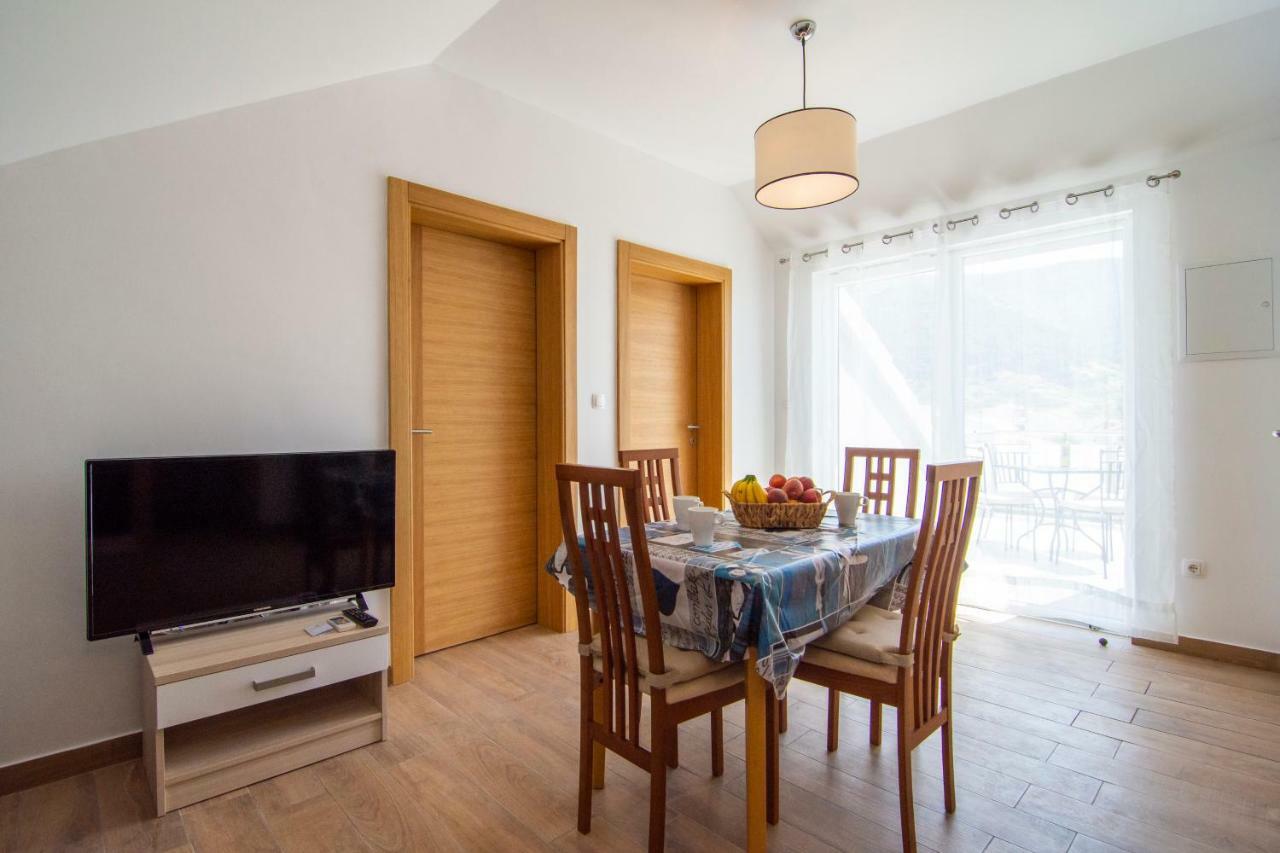 Apartments Sara Bol Ngoại thất bức ảnh