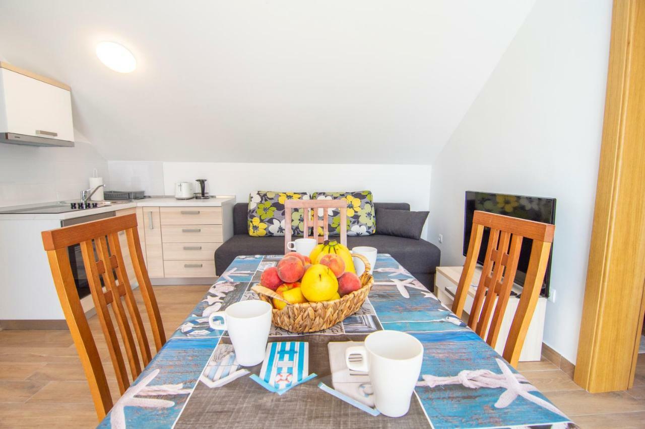Apartments Sara Bol Ngoại thất bức ảnh